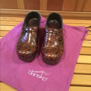 Dansko Special Limited Edition OR / Hospital Shoes